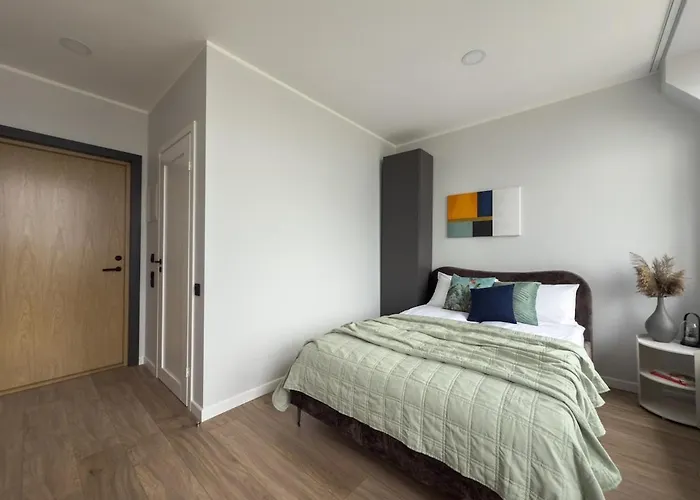 Bright & Cozy Overlooking The River * Рига